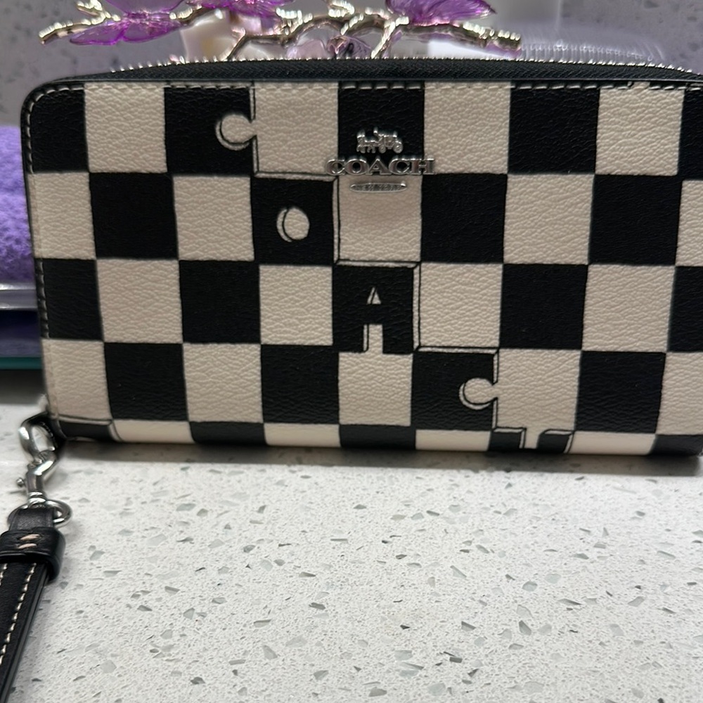 Coach Black and Cream Checkered Wallet